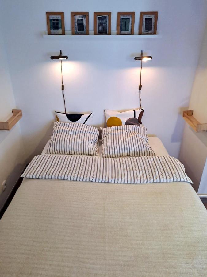 Magnificent Apartment In The Center Of Прага Екстериор снимка